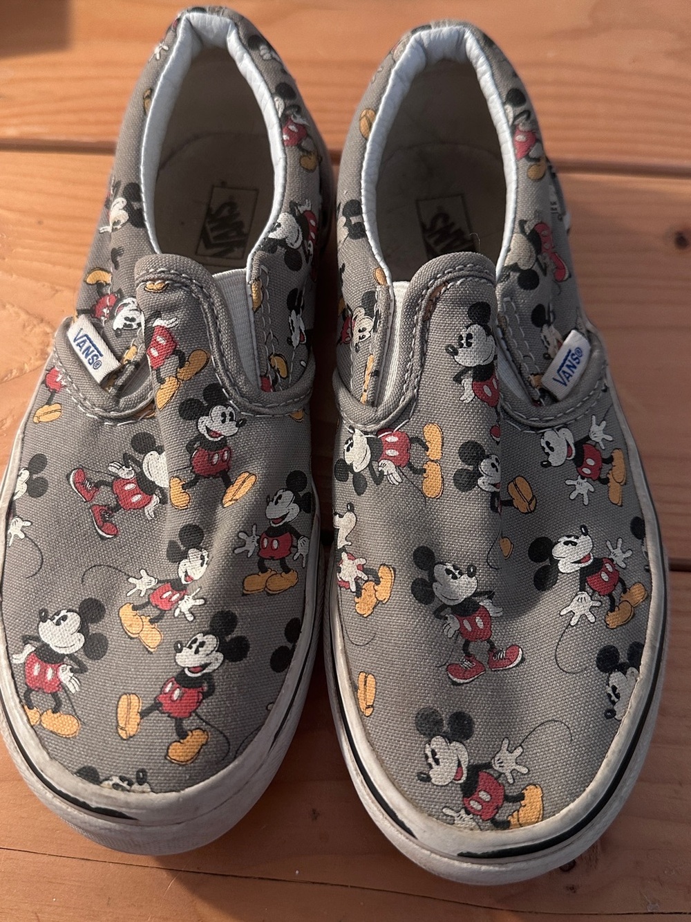 Vans Kids' Slip-On Mickey Mouse Grey Canvas Shoes 🌼 no size said🌼